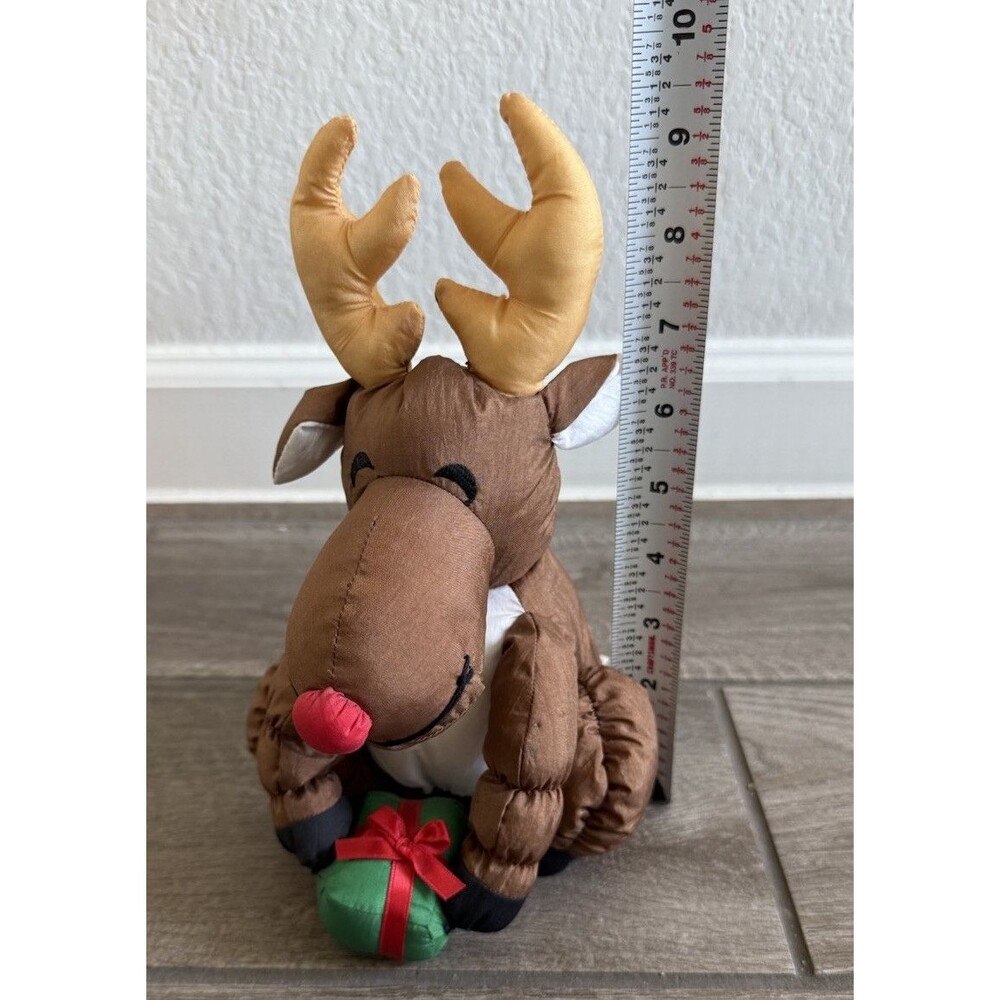VTG Commonwealth nylon puffy reindeer red nose with gift RARE